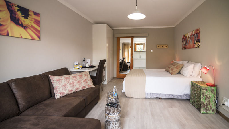 Organic Stay Guesthouse Swakopmund Exterior foto